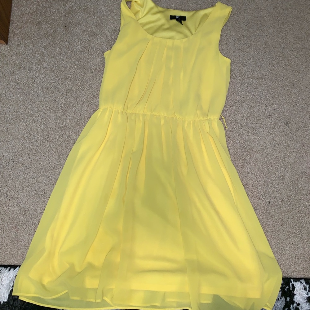 Yellow dress